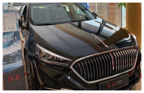 2020款红旗h5到店,黑色获好评,1.8t提速8秒,配48v轻混系统