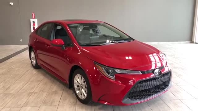 2020款卡罗拉LE CVT到店实拍，红色颜值依旧最高！