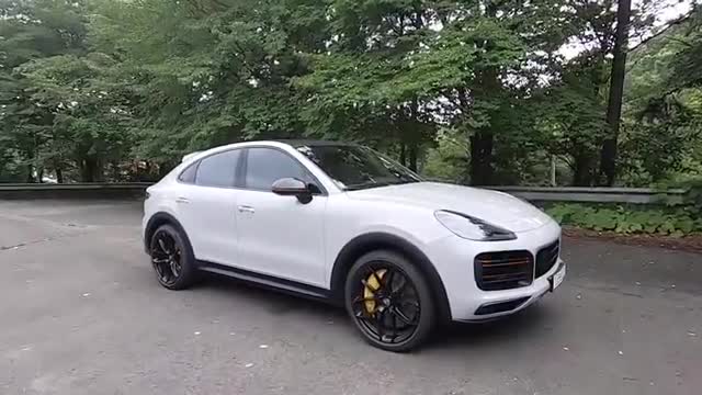 2020款保时捷卡宴实车展示，升起尾翼那刻，买不买宝马X6自己定