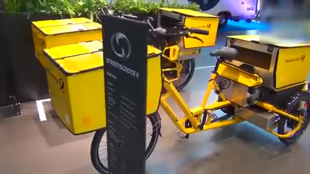 实拍车展上的外卖电动车