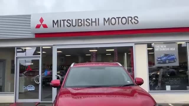 2019款三菱欧蓝德到店实拍，看到这颜值和内饰，我瞬间心动了