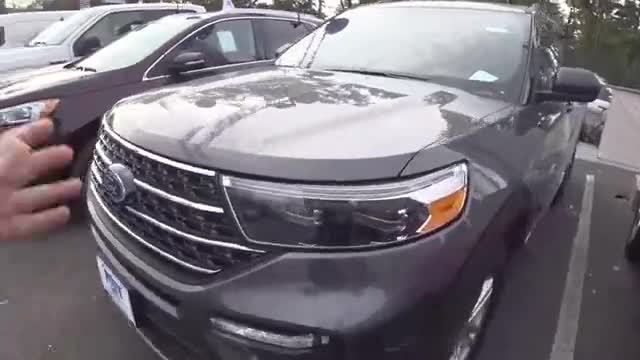 2020款福特探险者入库实拍，坐进车内了解完配置，不再想大众途昂