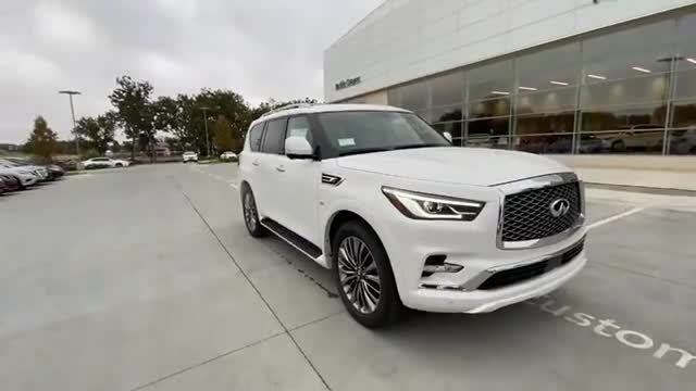 2019款英菲尼迪QX80到店实拍，看到实车那刻，不再想丰田陆巡