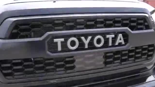 实拍19款丰田塔科玛 4X4，气场不输福特猛禽！