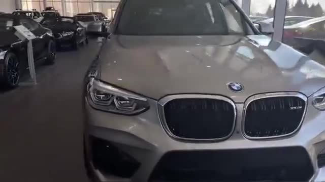 2020款宝马X3 M到店实拍，看到这颜值和内饰，还想啥奥迪Q5