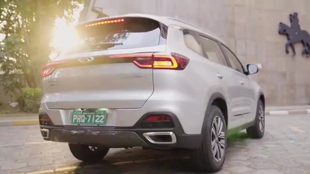 高清实拍2021款奇瑞瑞虎8，亮起氛围灯才是霸气的开始，太美了