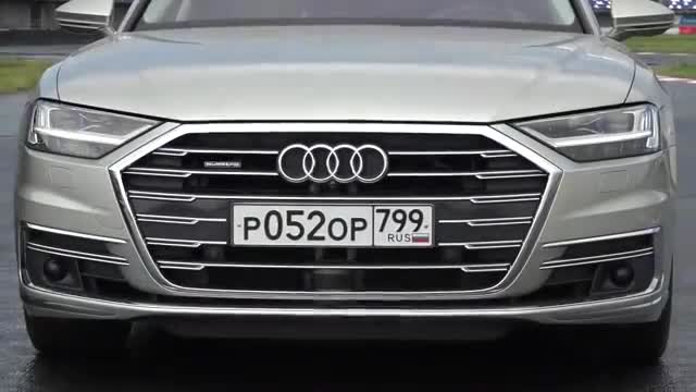 2021款奥迪A8L实车展示，做个滑轮组测试，才知道这车有多强悍