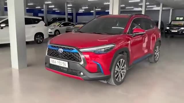 2021款丰田卡罗拉Cross入库实拍，拿到钥匙坐进驾驶室，太霸气了