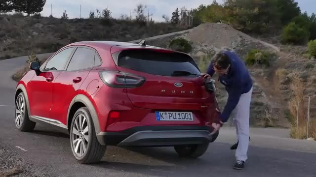 2020款福特Puma，尾部外观实拍分