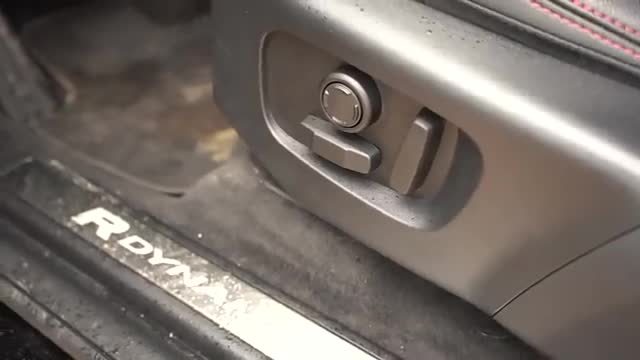 方向盘实拍分析，2020款路虎Discov