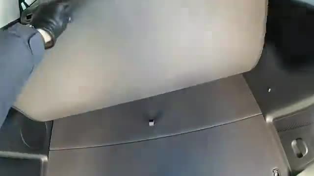 全新起亚Mohave，后备箱空间实拍