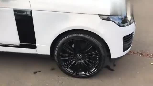 路虎揽胜实拍，气派高端一身傲骨