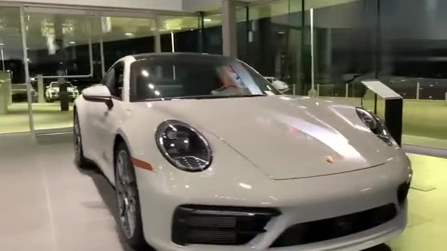 2020款保时捷911到店实拍，这帅气颜