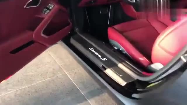 2020款保时捷911CarreraS实拍