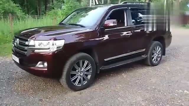 丰田兰德酷路泽实车展示，打开车