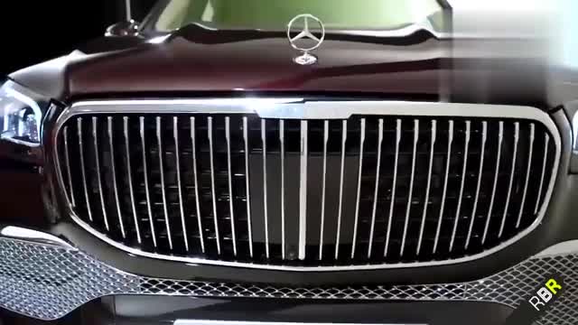 2020款奔驰迈巴赫GLS600，按下钥匙伸