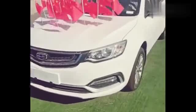 吉利远景到了,看了新款外观和内