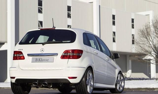 绝配？新能源车竟装土暖气