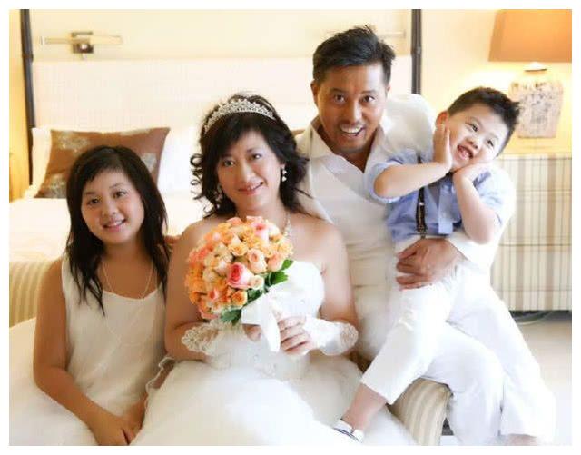 一个被遗忘的女演员,年轻时倾国倾城,如今51岁胖到认不出!