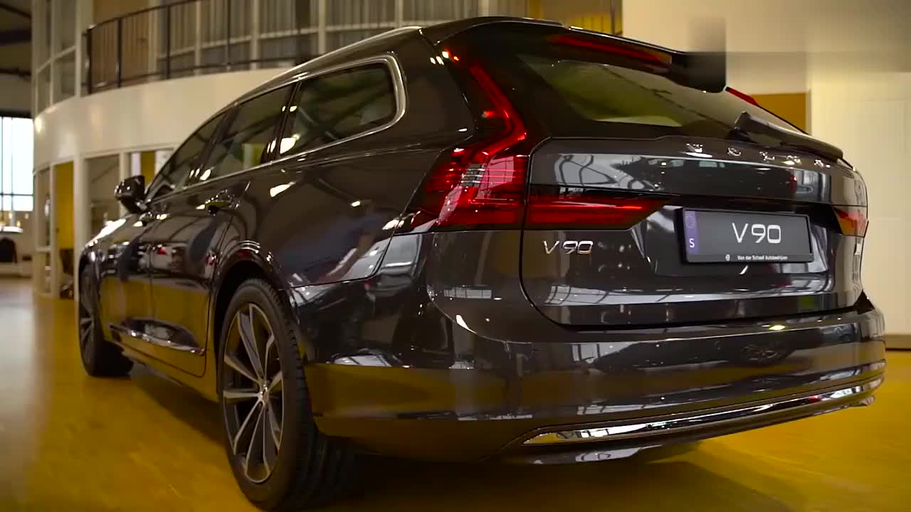 2021款沃尔沃V90T6，安全性一流的旅行车