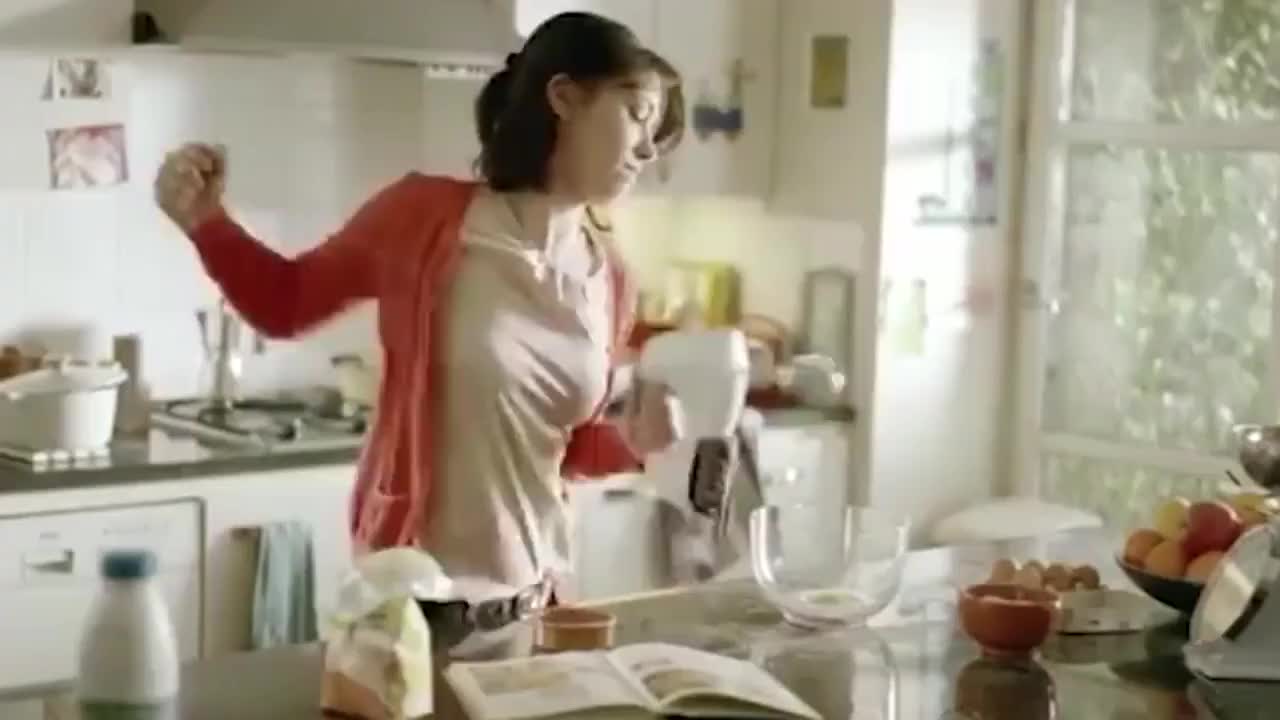 雷诺创意广告，当世界全部是发动机启动的，那会是怎样？