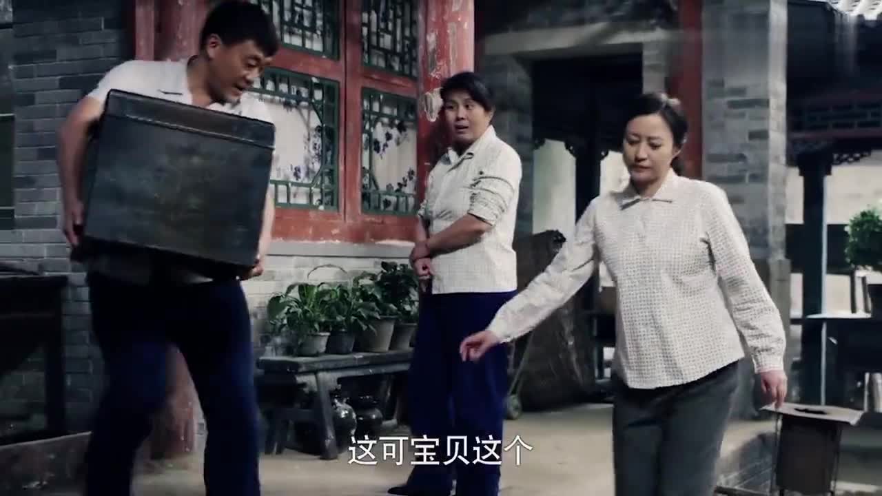 00:00 00:38 00:38 为您推荐: 情满四合院:小当嫌棒梗娶了媳妇忘了娘
