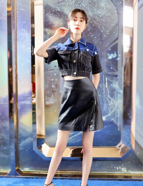 李溪芮新穿搭有焦点穿出超模既视感这腿连男生都比不了
