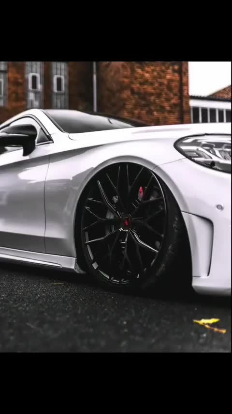 钢炮帅起来，奔驰也敌不过