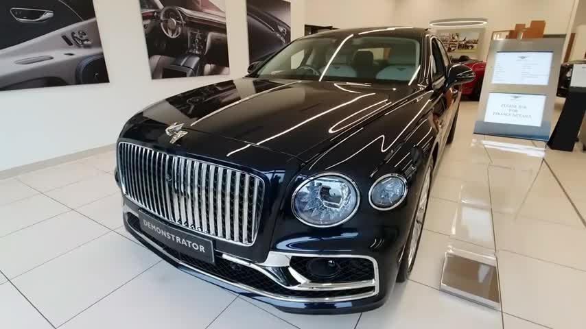 2020款宾利飞驰FlyingSpur到店实拍