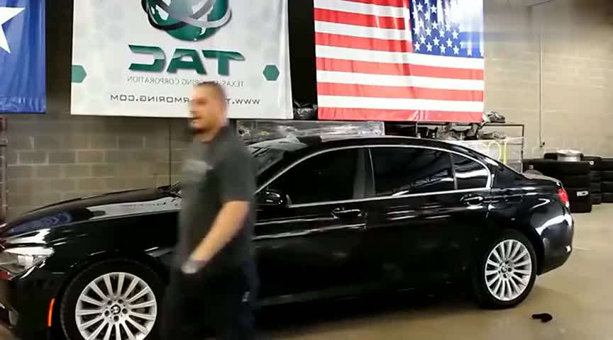 顶配宝马七系的性能有多好，车主最后都发怒了