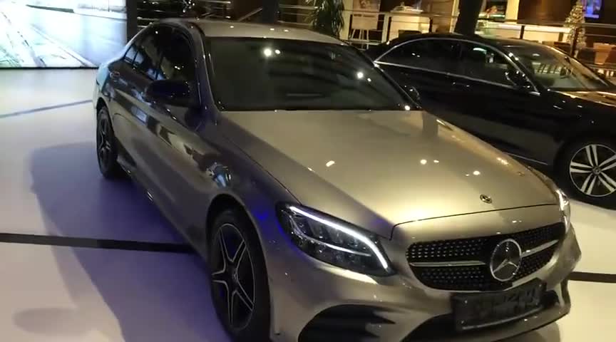 2020款奔驰C2004Matic到店实拍