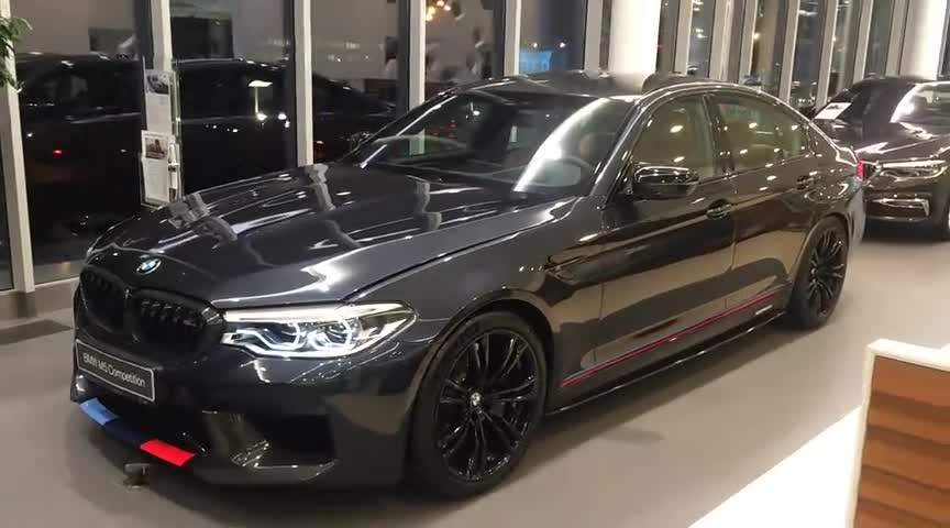 新车到店，2020款宝马M5，颜值爆表，简直不要太喜欢！