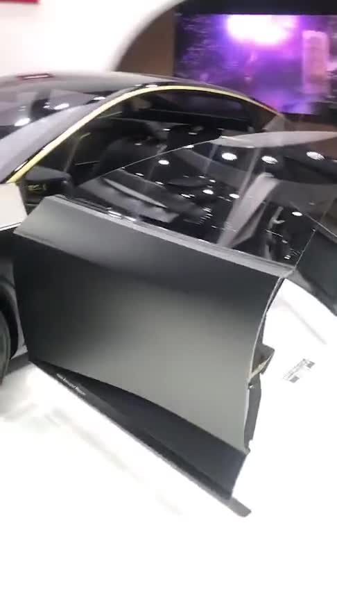 日产黑科技概念车，对开车门的设计，让劳斯莱斯都没话说！