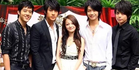 台湾偶像剧排名2020_2020经典台剧排行榜TOP10!《我可能不会爱你》第3名