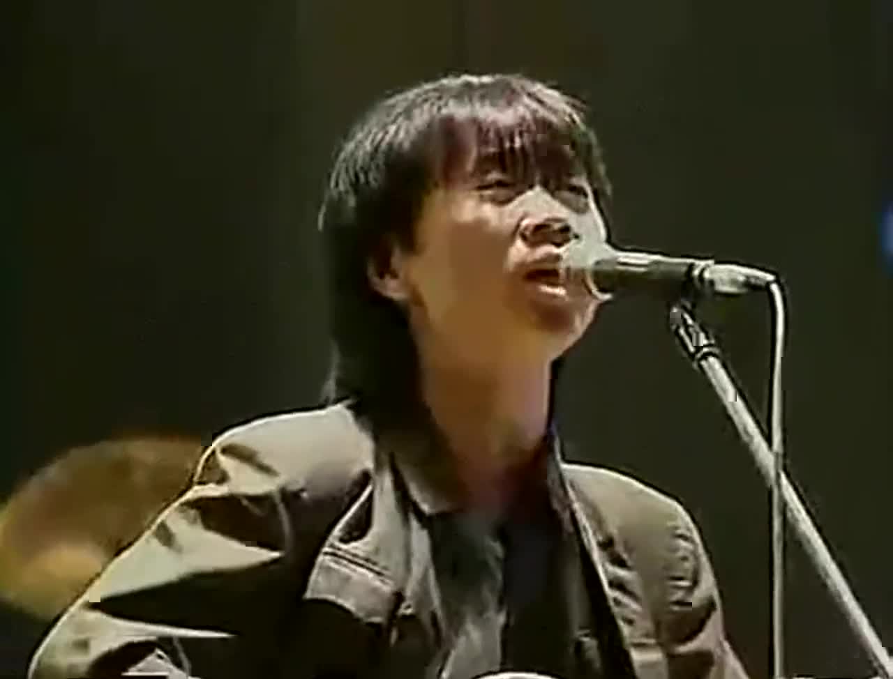 摇滚教父崔健《让我在雪地上撒点儿野》92北展演唱会