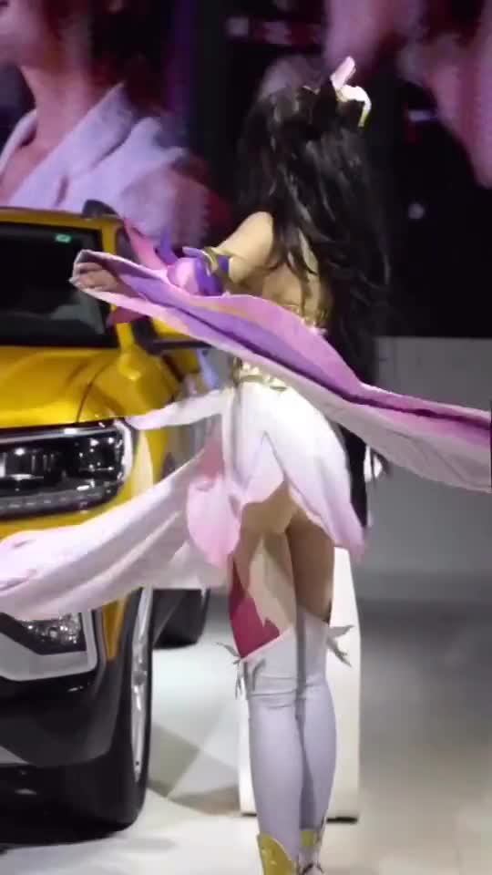 车展上荷花仙子！！