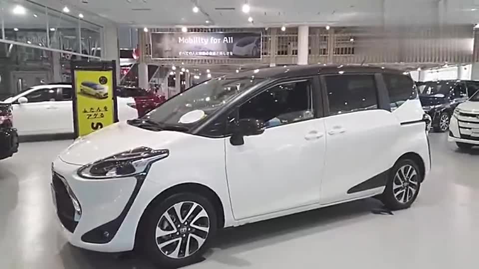 车型鉴赏，实拍丰田MPV车型Sienta，看看是你的菜么
