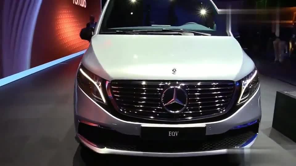奔驰全新商务MPV----2020款奔驰EQV300，空间真不赖！