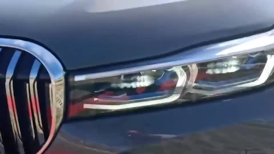 2020款全新宝马7系登场，内饰比奥迪A8豪华，奔驰S级要凉了吗