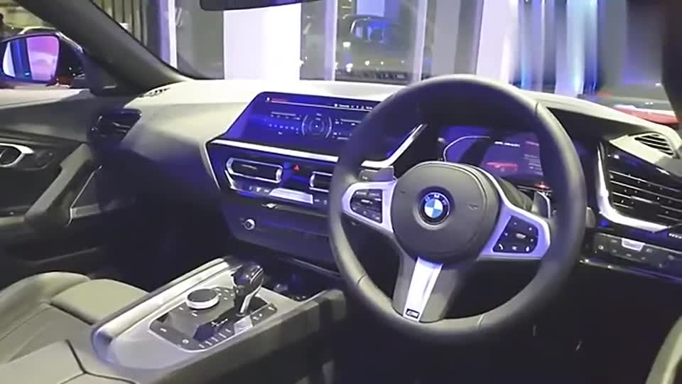 新车鉴赏，宝马全新Z4到店实拍，感觉怎样