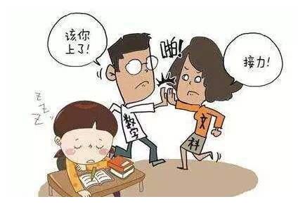 孩子不写功课就往海里拽，这样的做法对吗