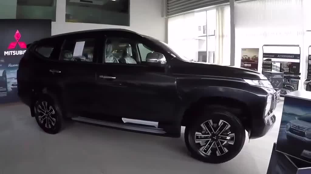 2020款三菱帕杰罗PajeroSport到店实拍