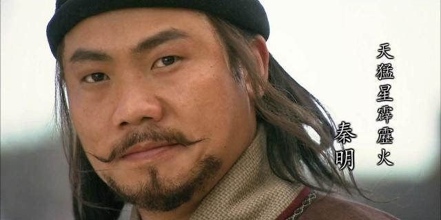 祝家庄兵力一两万,没啥将领,所谓的祝氏三杰,祝龙,祝虎和祝彪都不是