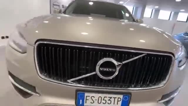 2021款沃尔沃XC90实拍，有这颜值和空间，买不买宝马X5自己想