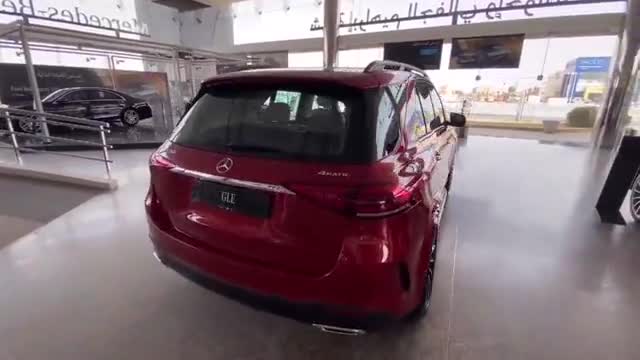 2020款奔驰GLE到店实拍，这颜值和内饰，简直不要太心动