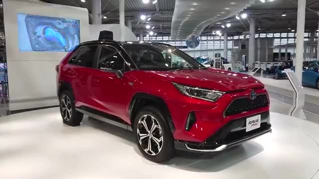 2020款丰田RAV4车展实拍，看到外观和内饰，才知道啥叫改变