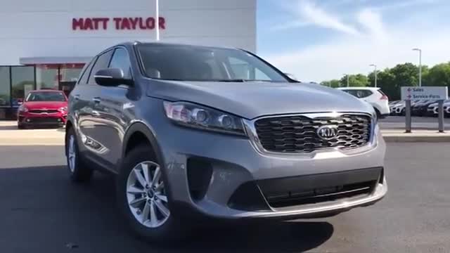 2020款起亚索兰托实车展示，看到外观和内饰，才知道啥叫改变