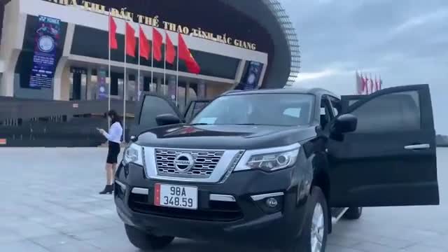 2021款日产途达七座版抢先实拍，看到三排空间后，给个不喜欢理由