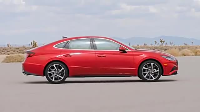 2020款现代索纳塔实车展示，颜值跟思域比，怎么样？