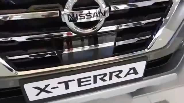 2021款日产途达七座版到店实拍，比老款霸气不少，还想啥丰田霸道